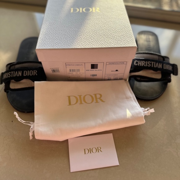 Dior revolution slide size 40 - Picture 7 of 7